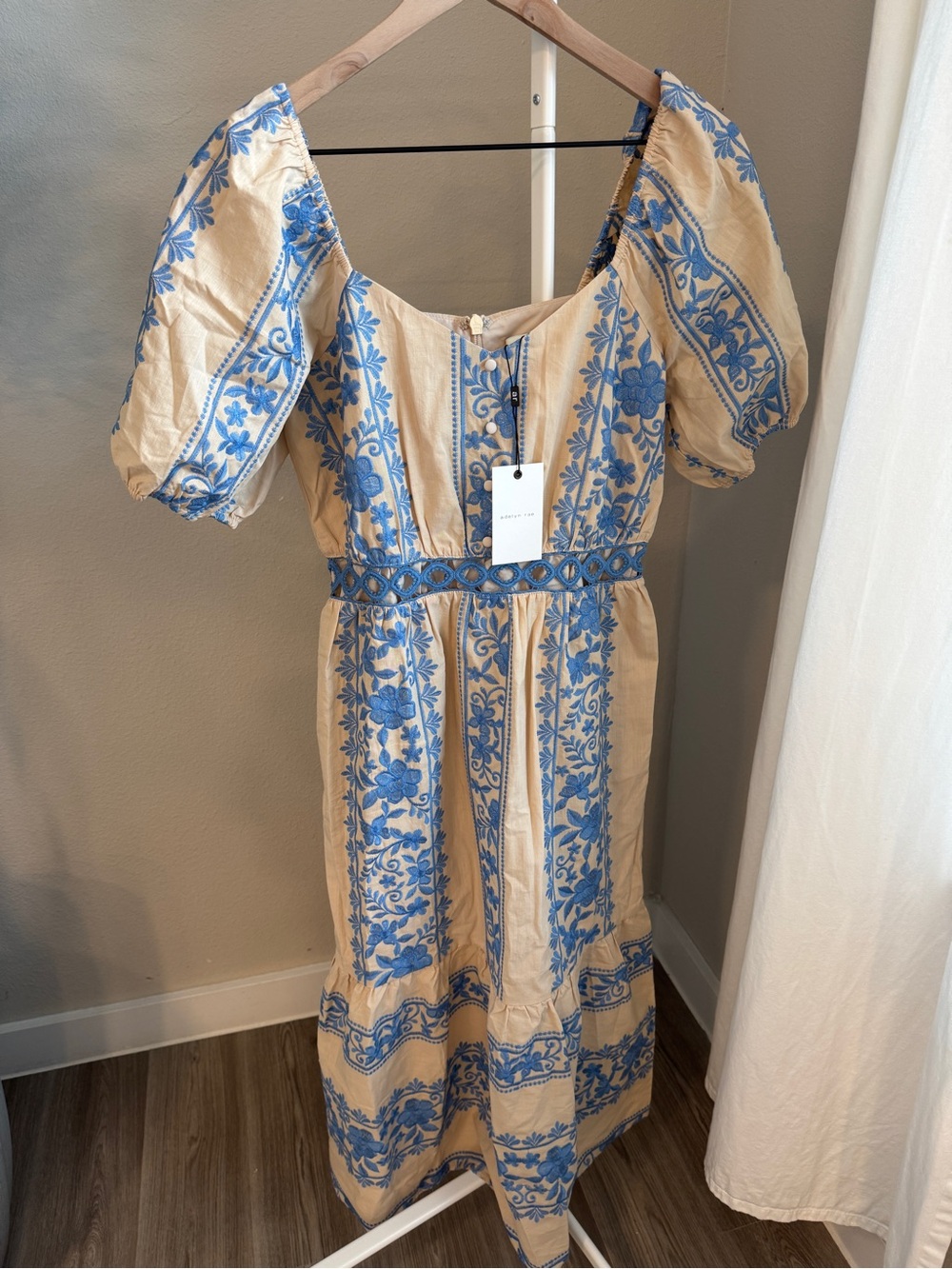 Adelyn Rae Midi Dress Adelyn Rae Elena Embroidered Cotton Midi Dress size S